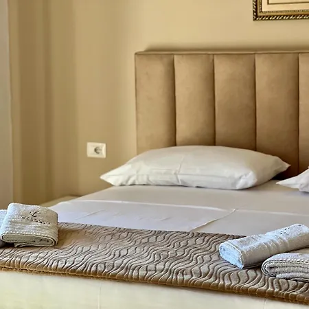 Apartament Klajdi
