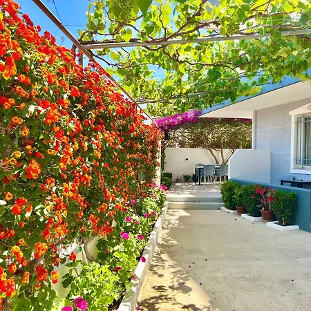 Klajdi Apartament Saranda