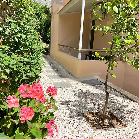 Apartment Klajdi *