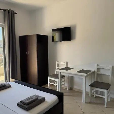 Klajdi Apartament Saranda