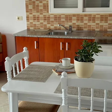 Klajdi Apartamento Sarandë
