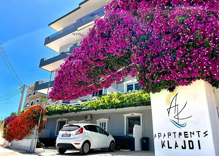 公寓 Klajdi Sarandë